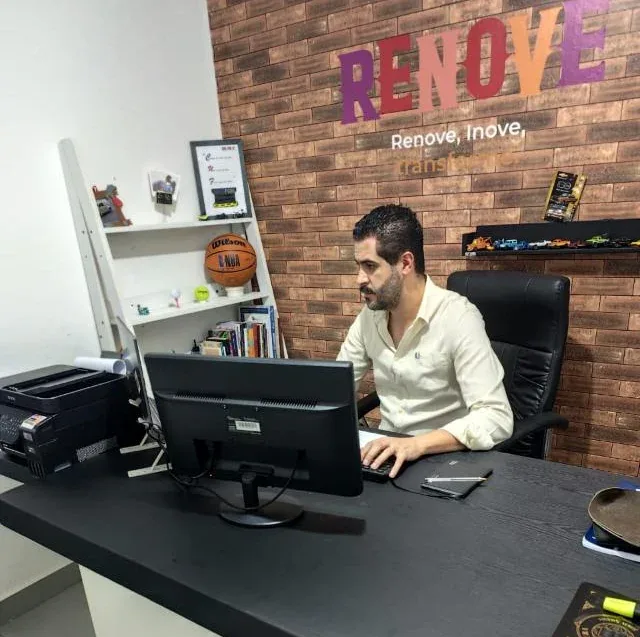 Henrique, fundador da Renove